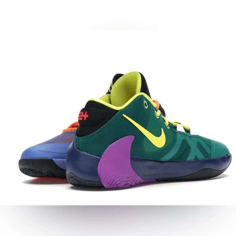 Nike kids zoom freak 1 youth 6 sneakers